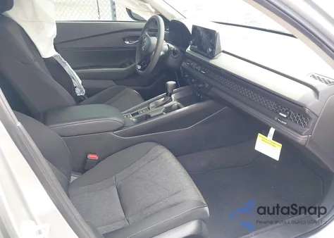 2024 Honda Accord Ex z USA, uszkodzony, nr VIN 1HGCY1F38RA007235